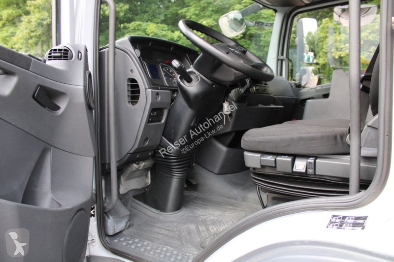 Kamion Mercedes 1321 Kühlkoffer Carrier Xarios 500