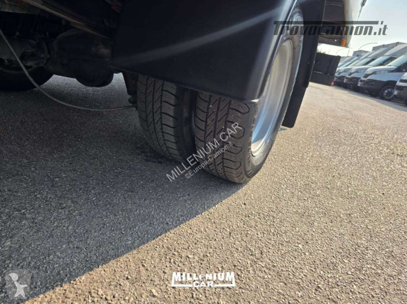 Veicolo commerciale Iveco 35-14 FURGONE 4,40...