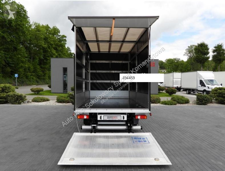 Véhicule utilitaire Iveco DAILY 35S18 PLANDEKA...