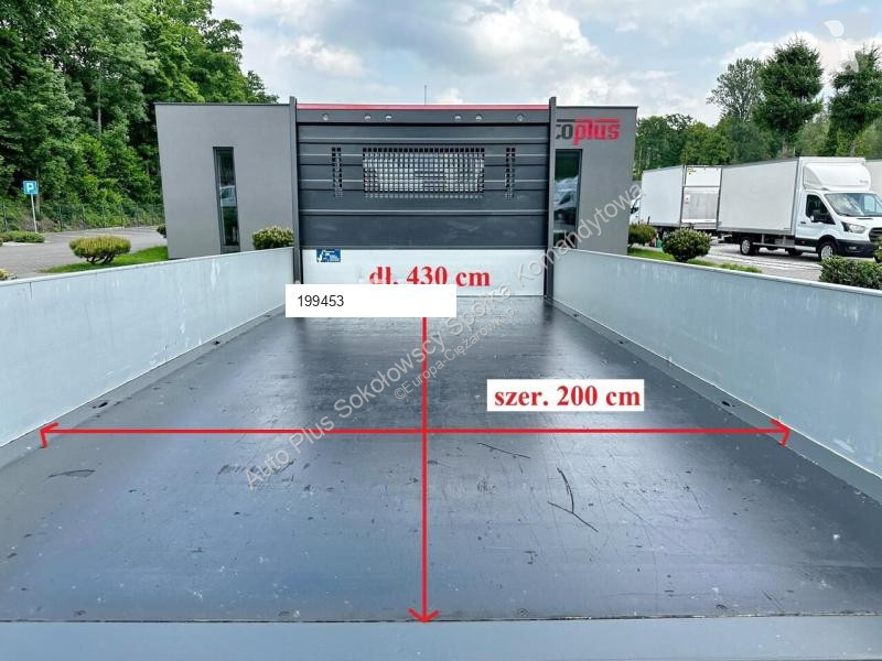 Autoutilitară Mercedes SPRINTER 315 SKRZYNIA 8...