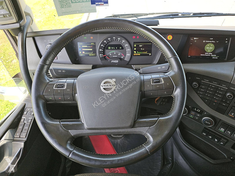 Lastbil Volvo 750 6X2 9T FA WB 430