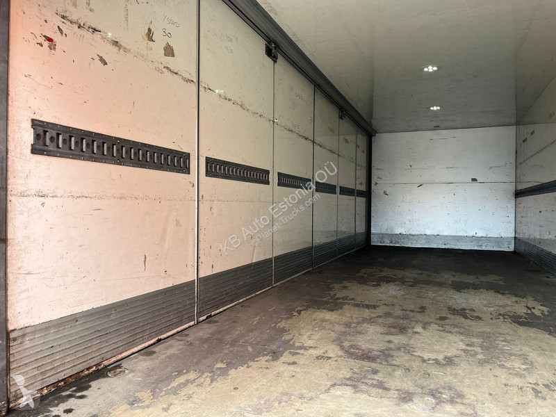 Kamion Mercedes 1524 4x2 BOX L=7556 mm