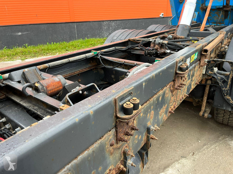 Kamion Volvo FM 370 6x2 BOX L=5128 mm