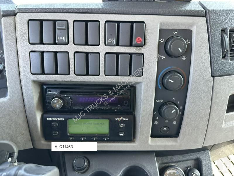 Camion Volvo FL 240 14T - 4x2 - FRIGO...