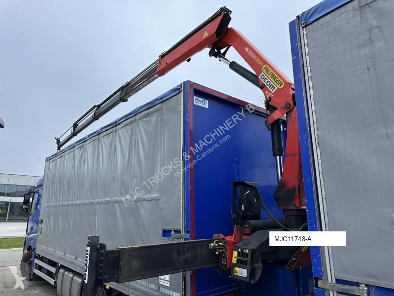 Vrachtwagen met aanhanger Mercedes PK19.001 SLD C