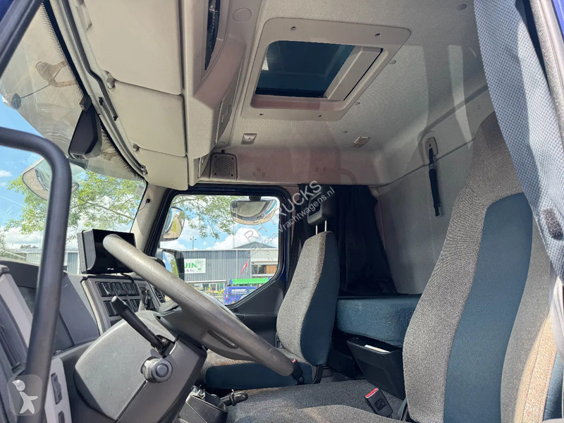 Kamion Volvo FL 250 4X2 EURO 6 CARGOLOCK...