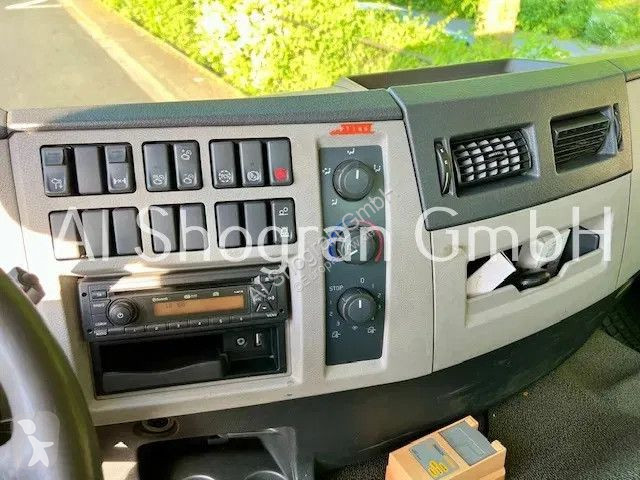 Camion Volvo 340 / 6X2 / Atlas 165.2E Mit Funk...