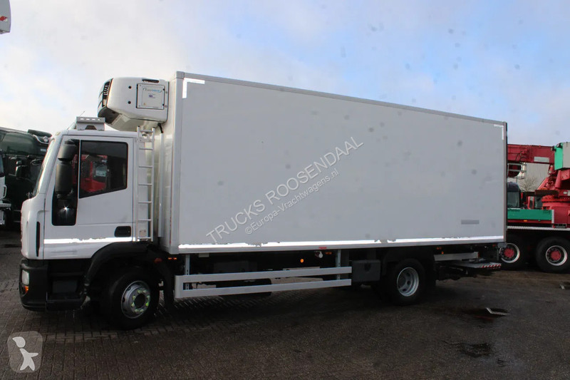 Kamion Iveco 140E + CARRIER + MANUAL + ATP!!...