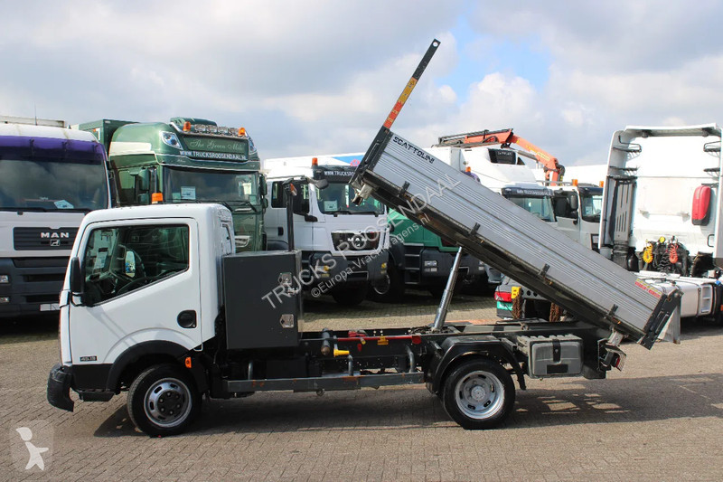 Camion Nissan 45.13 + EURO 4 + KIPPER + ANUAL