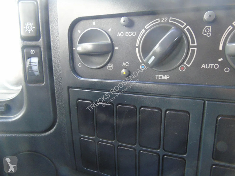Kamion MAN 15.250 + MANUAL + EURO 5 + LIFT