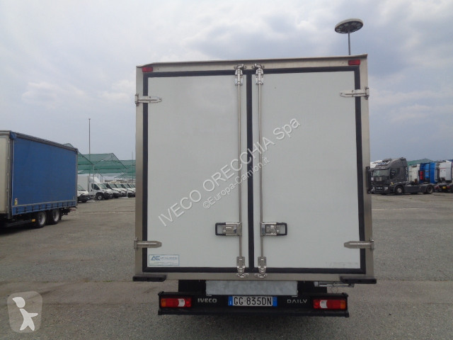 Camion Iveco DAILY 35C16