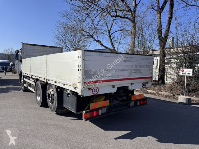 Camión Iveco 420 PS 6x2 Euro5 **410838 KM**
