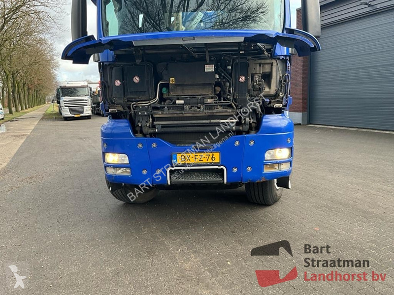 Camion MAN 26.400 6X6 BB met 2 zijden kipper en...