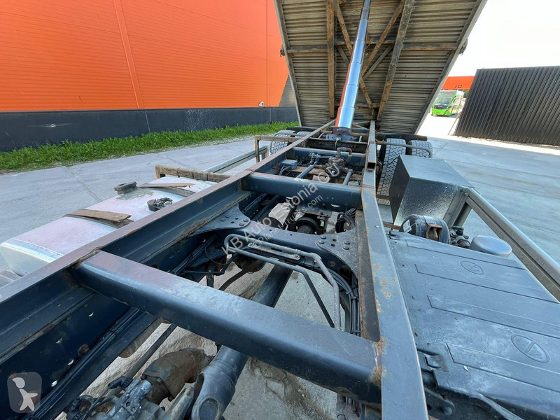 Kamion Mercedes 1828 4x2 FULL STEEL / BOX...