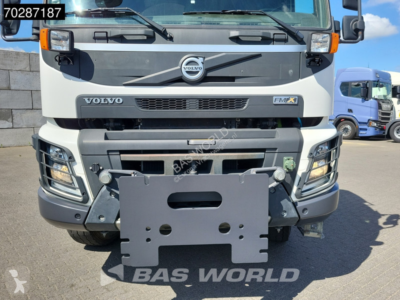 Camion Volvo 500 8X4 14m3 Manjot Tipper...