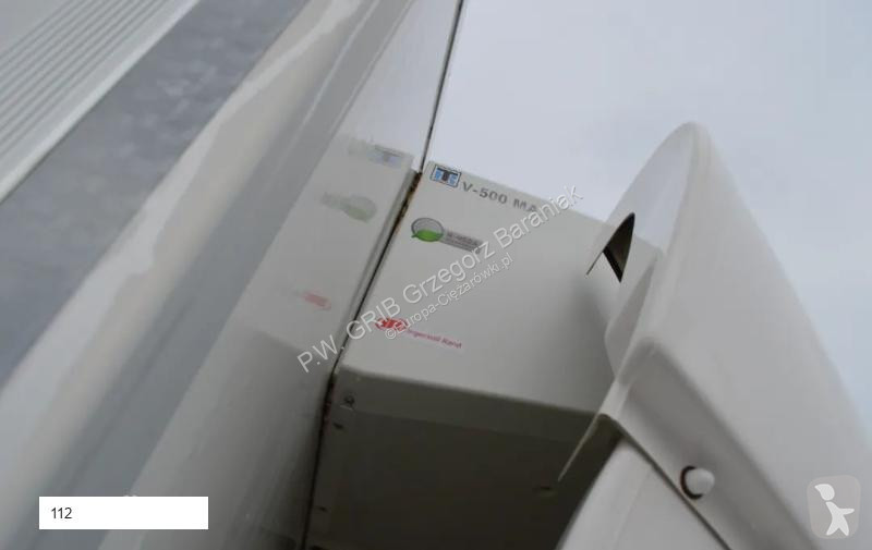 Camion Mitsubishi CANTER FUSO 9C18 REFRIGERATOR...