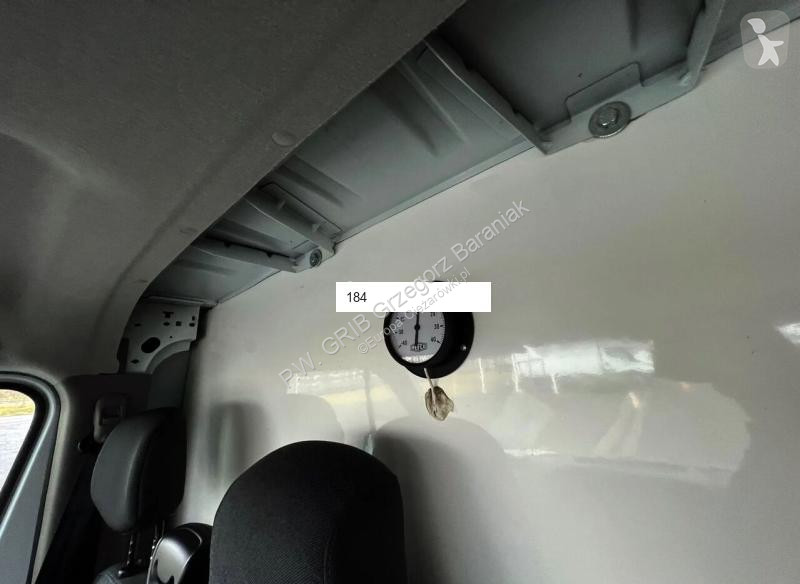 Autoutilitară Renault 145 DCi Refrigerated...