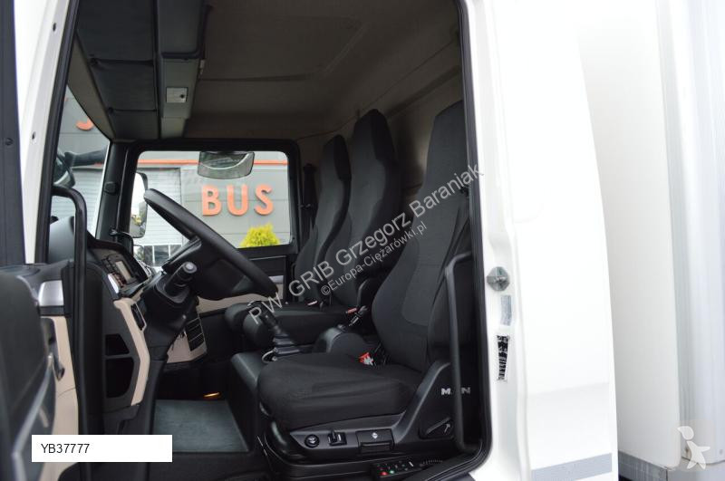 Camião MAN TGL 10.180 REFRIGERATOR TK V500 MAX