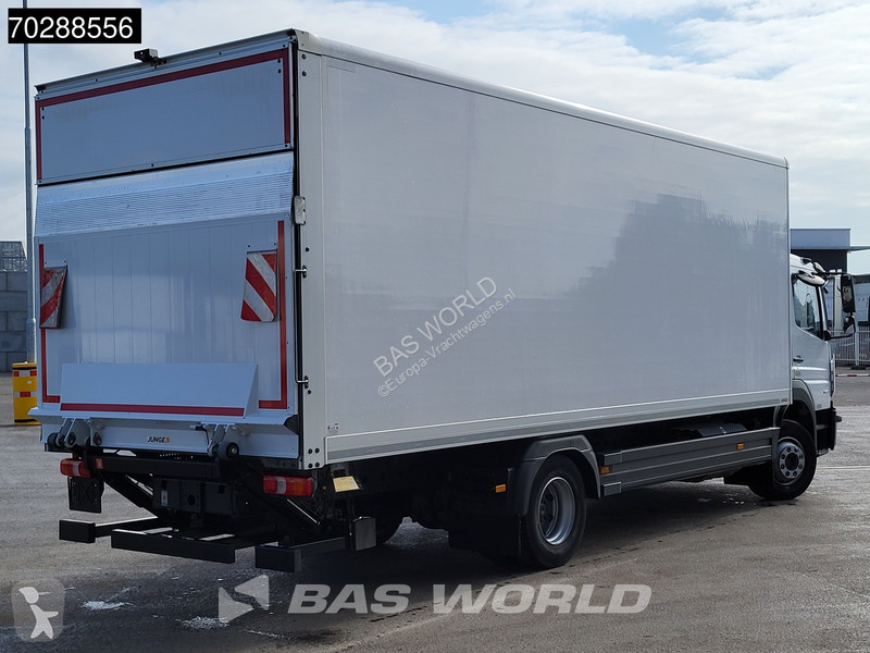 Kamion Mercedes 1527 4X2 15tonner Automatic...