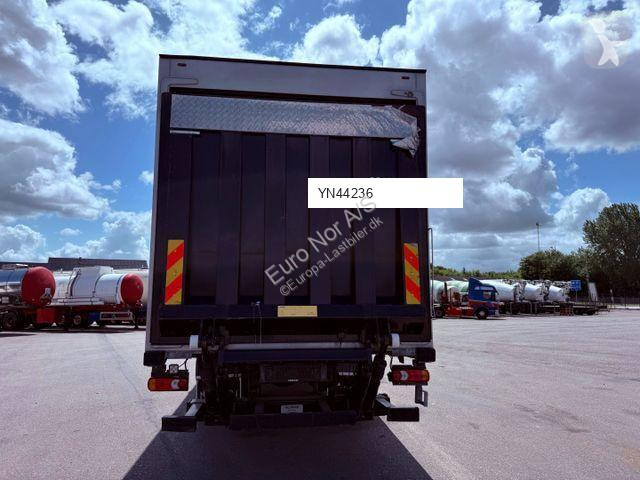 Lastbil Iveco 180E32 4x2 Schmitz / Thermo King...