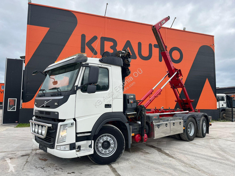 Kamion Volvo 330 6x2*4 HIAB 192E-5 / HIAB XR 18...