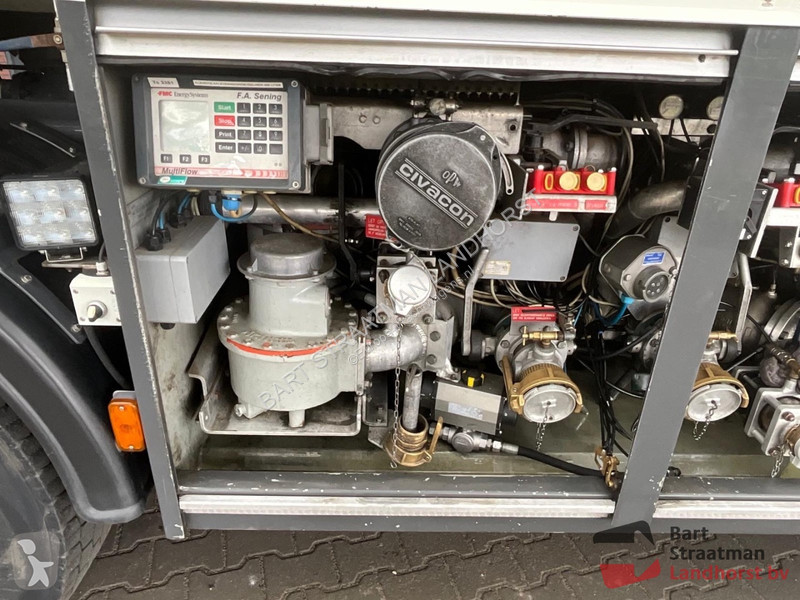 Kamion Volvo FM 9.380 6x2 Euro 5 Tanker Truck...