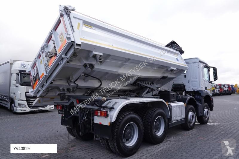 Camion Mercedes 3243