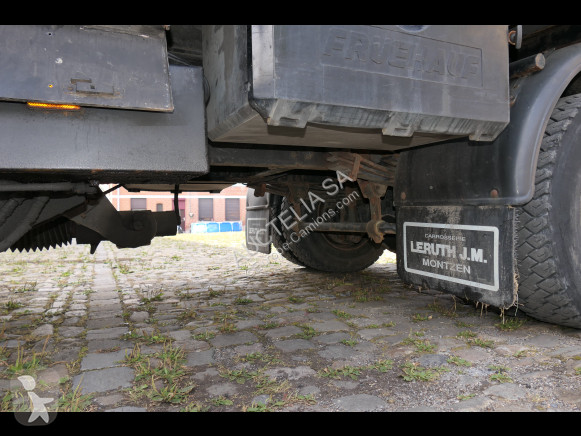 Camião Volvo FL6-140