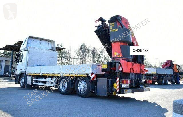 Vrachtwagen Mercedes PK 53002