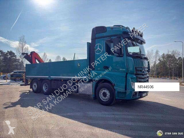Vrachtwagen Mercedes PK 16001 HDS