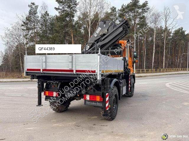 Vrachtwagen Mercedes Mercedes-Benz UNIMOG U300...