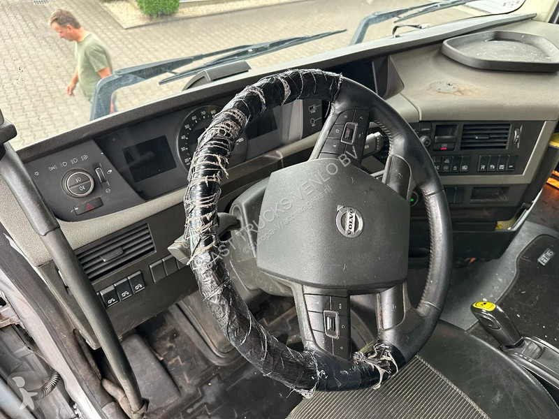 Kamion Volvo 16750 6x4 Hiab 125Z Crane Engine...