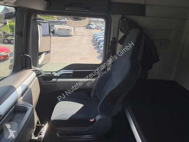 Lastbil MAN 18.360 1/2 Koffer / Plane