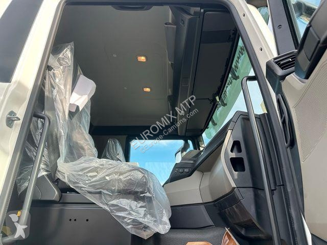 Lastbil MAN TGS 8x4 /Euro6e Euromix EM 12 R