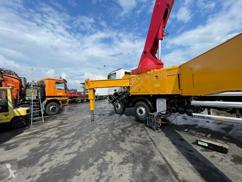 Camion Mercedes 4141 MP3 Concrete Pump 52...