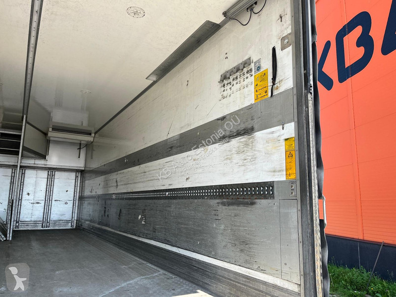 Camion MAN TGX 6x2*4 HULTSTEINS / BOX L=8553 mm