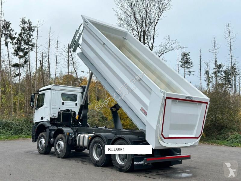 Kamion Mercedes AROCS 5  4145