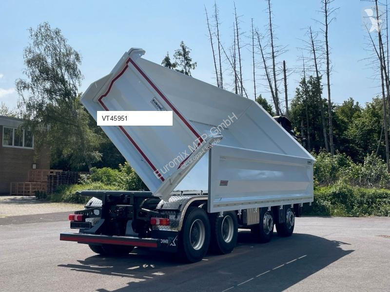 Kamion Mercedes 4145 Euromix EMT