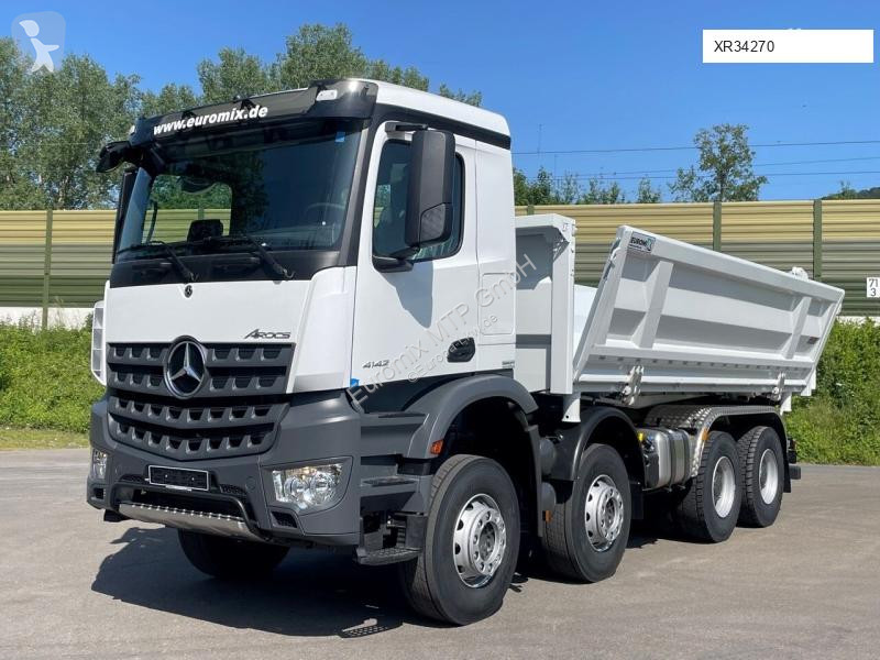 Kamion Mercedes EMK-3