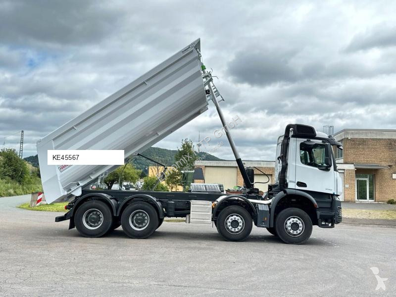 Kamion Mercedes 4142 8X4  Mulden-  Kipper -...