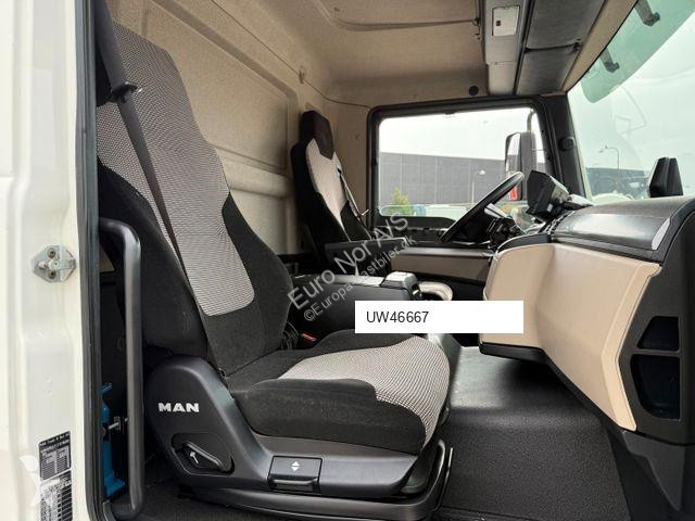 Lastbil MAN TGL 12.220 4x2 Euro 6 Koffer
