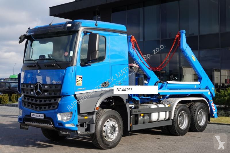 Camion Mercedes AROCS 2645