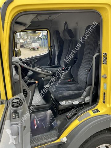 Kamion Mercedes 816L Möbelkoffer 6,15m LBW...