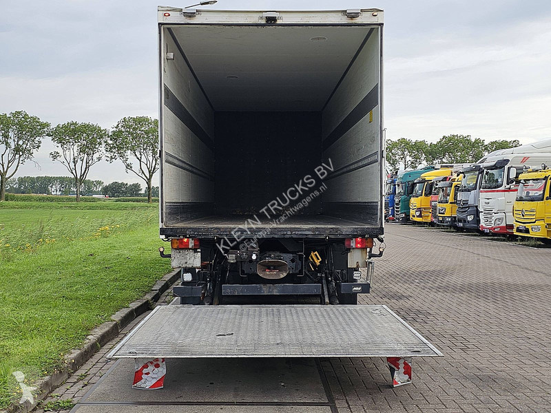 Camion MAN TGS 6X2 TAILLIFT