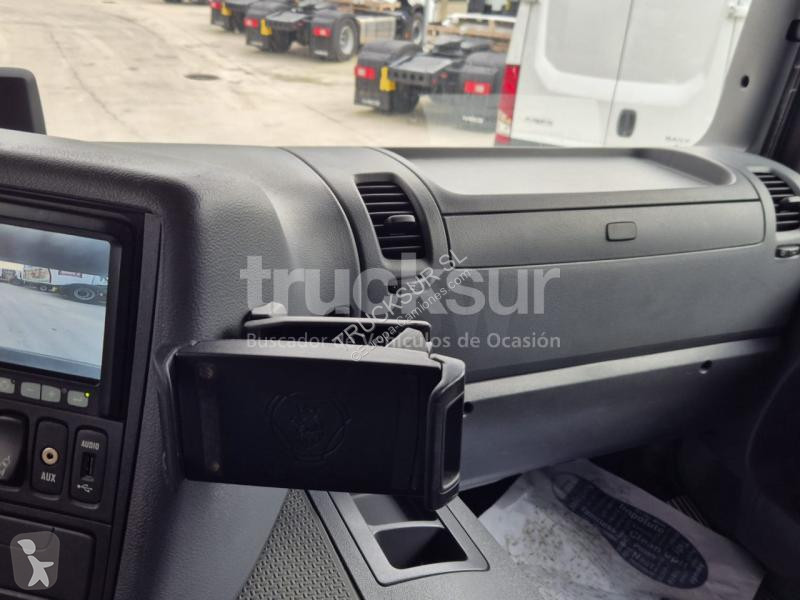 Kamion Scania ejes 6x2*4 320.26