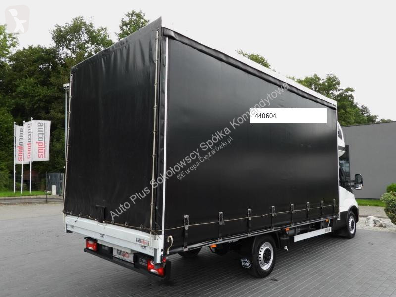 Véhicule utilitaire Iveco DAILY 35S18 PLANDEKA...