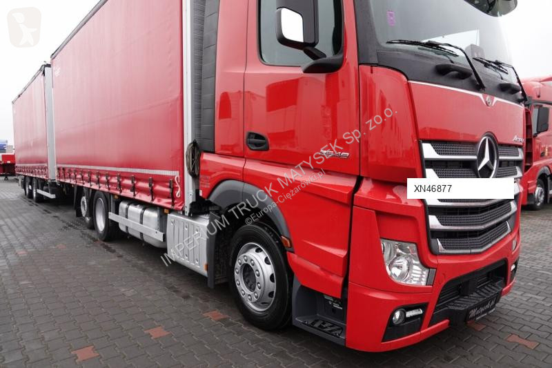 Kamion s návěsem  Camion rideaux coulissants +...