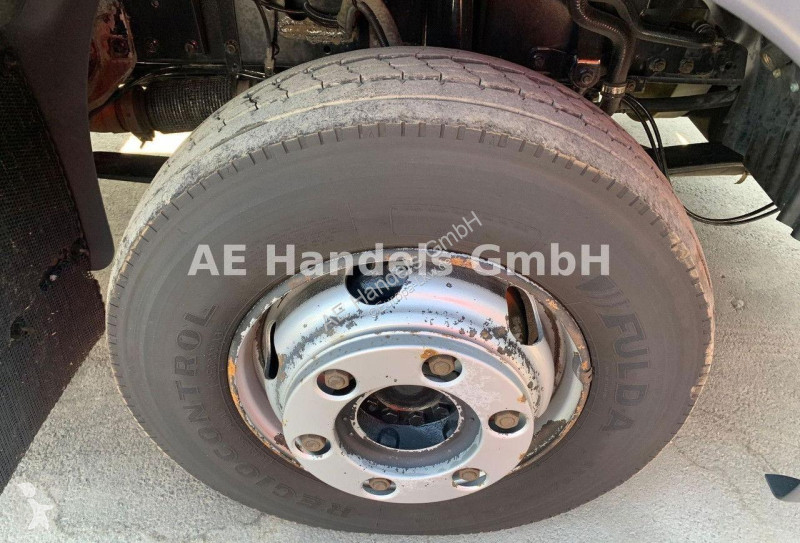 Lastbil MAN TGL 8.220