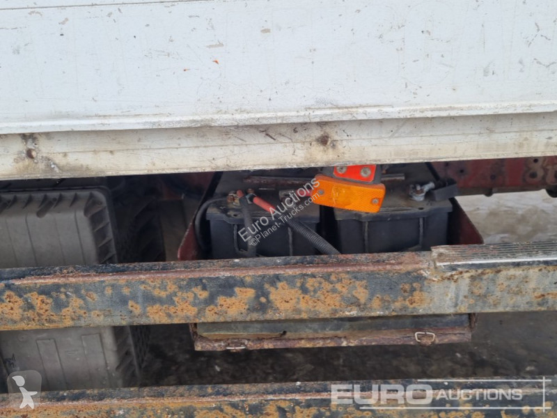 Camion Iveco 120E18