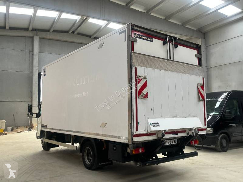 Kamion Mitsubishi